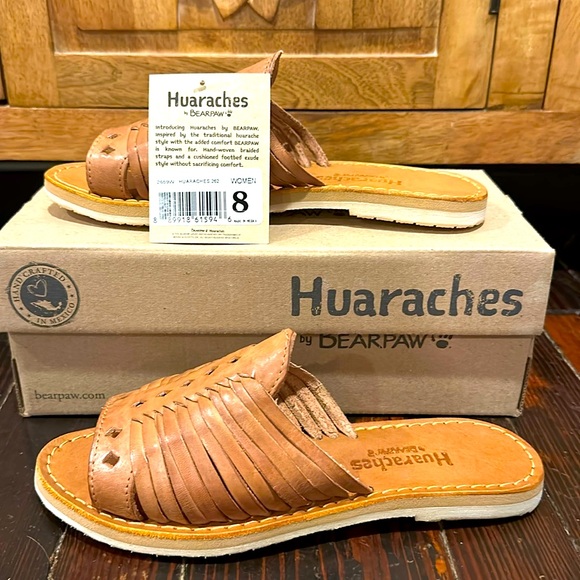 BearPaw Shoes - NWT- BearPaw sandals- Size 8-